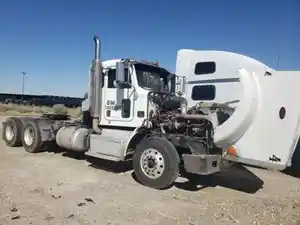 Salvage 2014 Peterbilt 367 - 100824