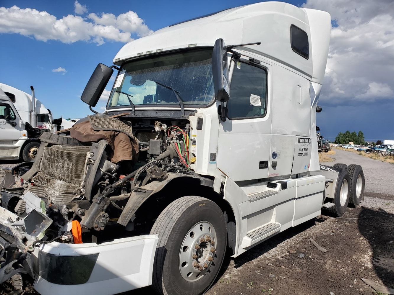Volvo  VNL