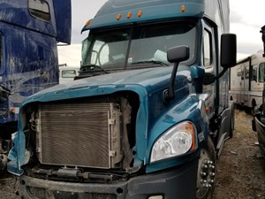 2015 Freightliner Cascadia 125 Truck for Parts (Stock #20418)) Part Image