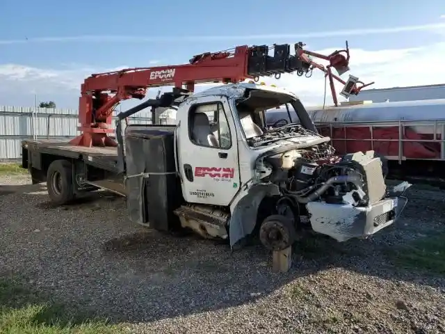 Freightliner  M2 106