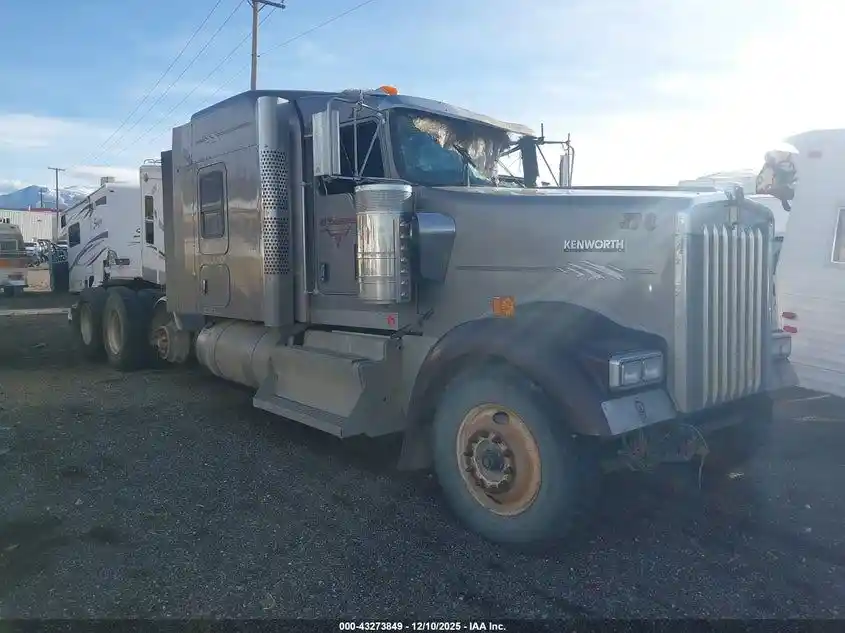 Kenworth  W900