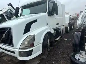 Salvage 2015 Volvo VNL - 42625