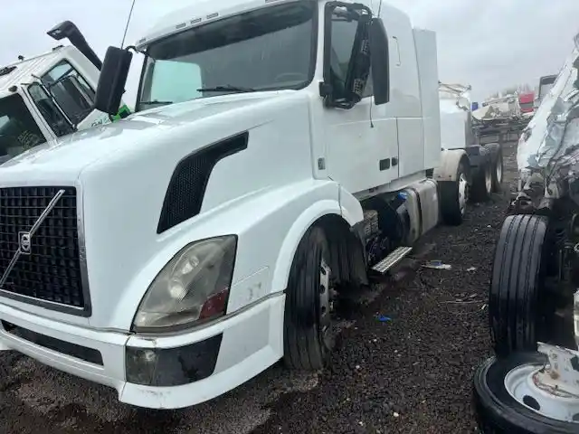 Volvo  VNL