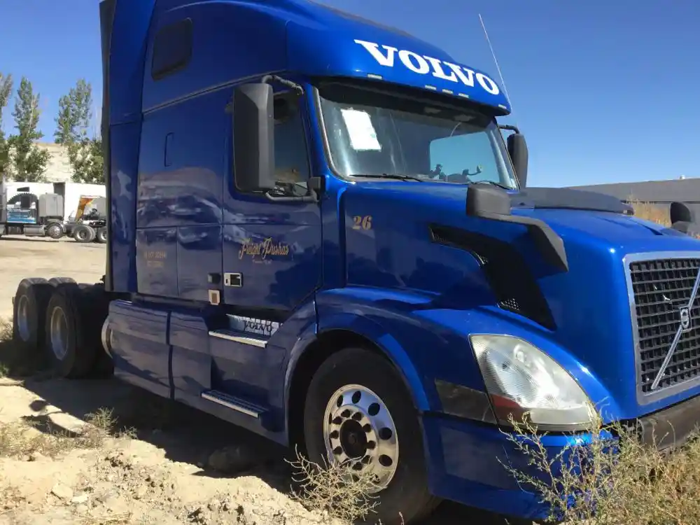 Volvo  VNL