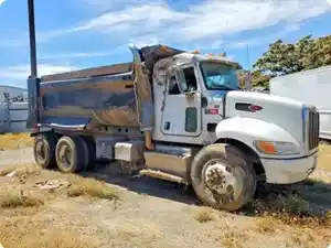 Complete 2016 Peterbilt 348 - 61826
