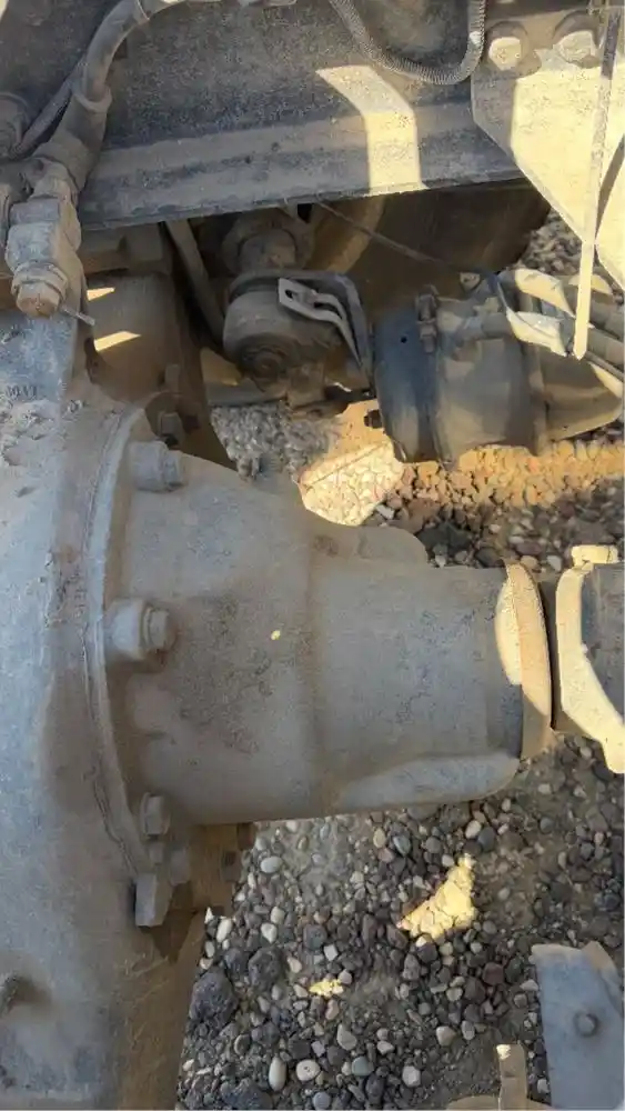 Image 14 of truck Used 2016 Peterbilt 579 Truck Tractor 