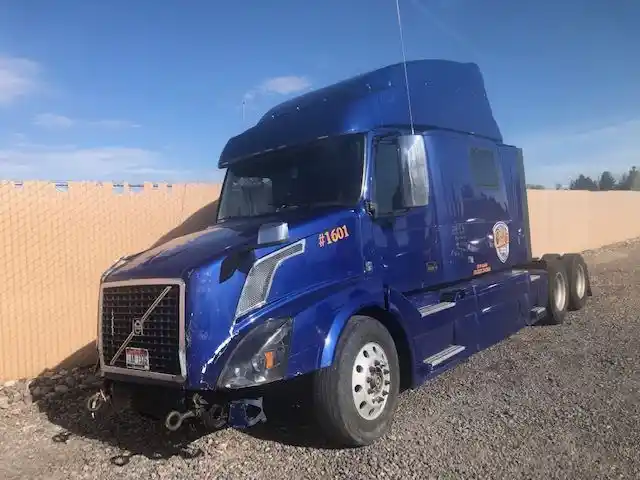 Volvo  VNL