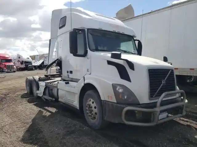 Volvo  VNL
