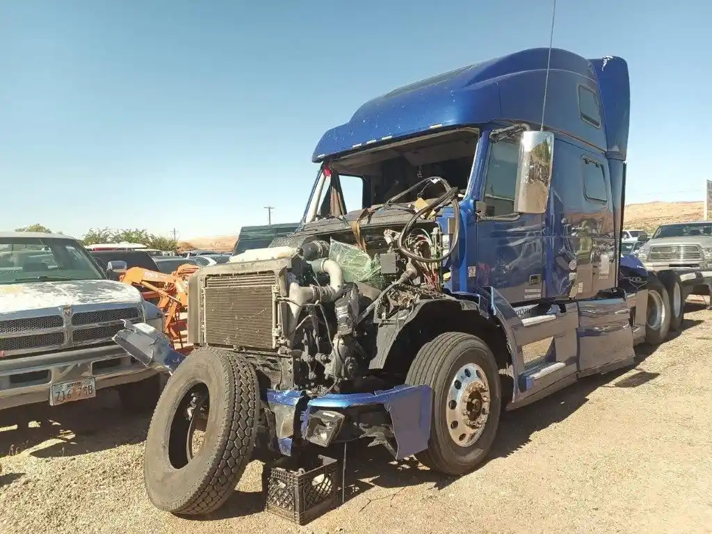 Volvo  VNL
