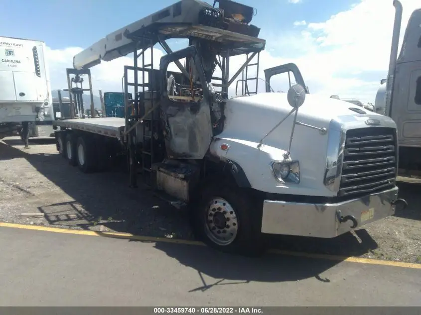 Freightliner  114SD