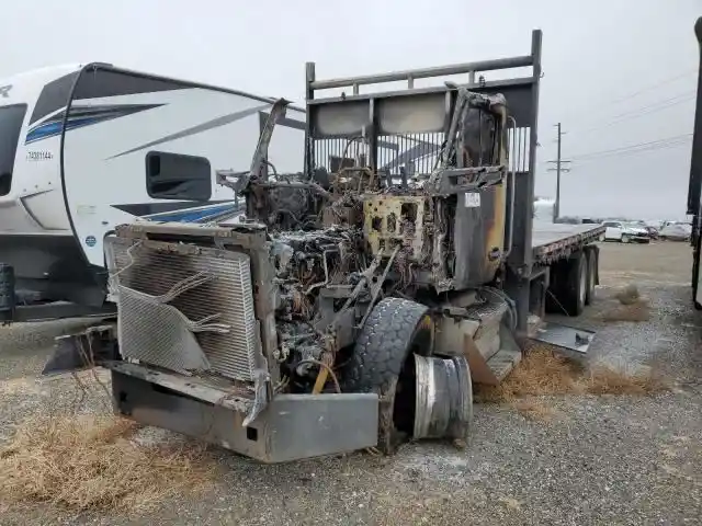 Kenworth  T880