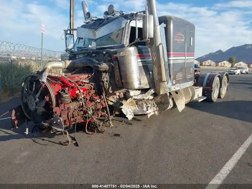 Peterbilt  389