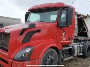 Salvage 2017 Volvo VNL - 11025