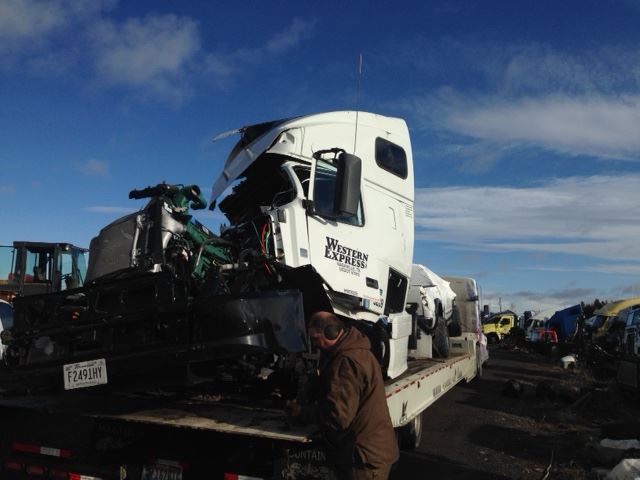 Volvo  VNL