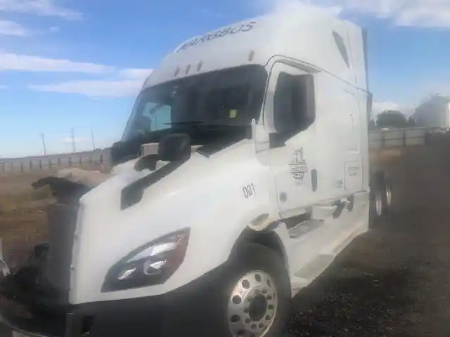Freightliner  Cascadia 126