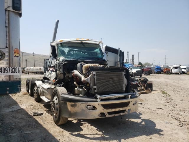 International  LT625