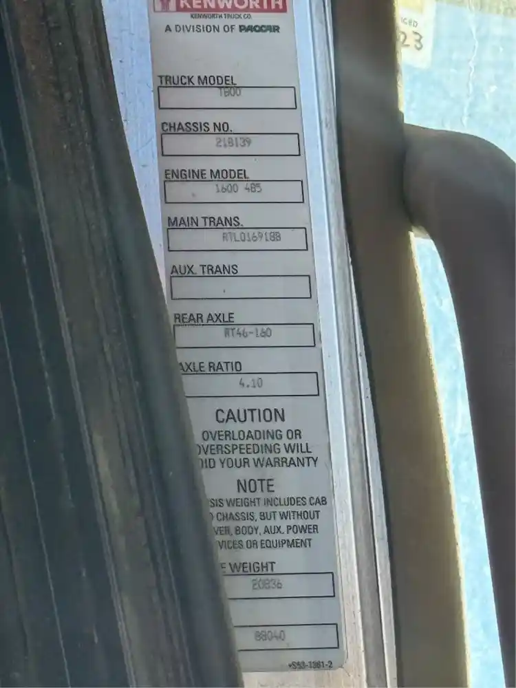 Image 9 of truck Used 2018 Kenworth T800 Dump Truck 