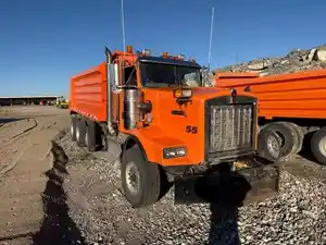 Complete 2018 Kenworth T800 - 111825