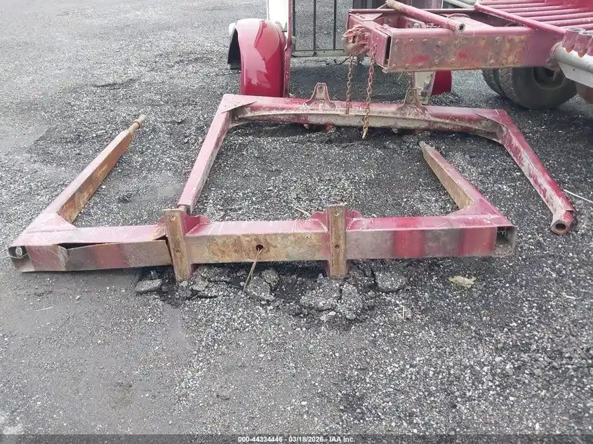 Image 8 of truck Salvage 2018 Peterbilt 389 Truck Tractor 