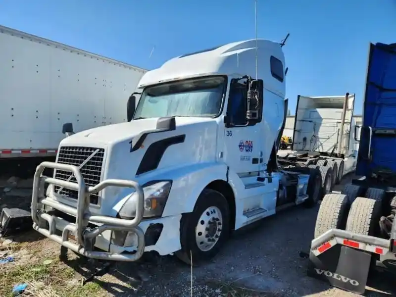Volvo  VNL