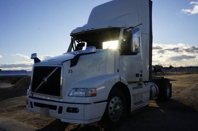 Volvo  VNM42T