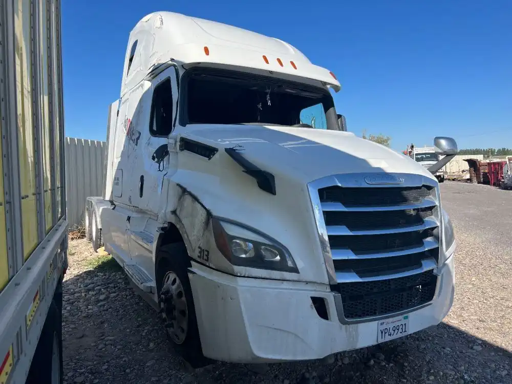 Freightliner  Cascadia 126