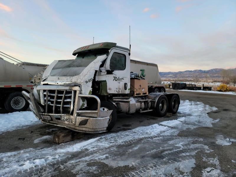 Freightliner  Cascadia 126