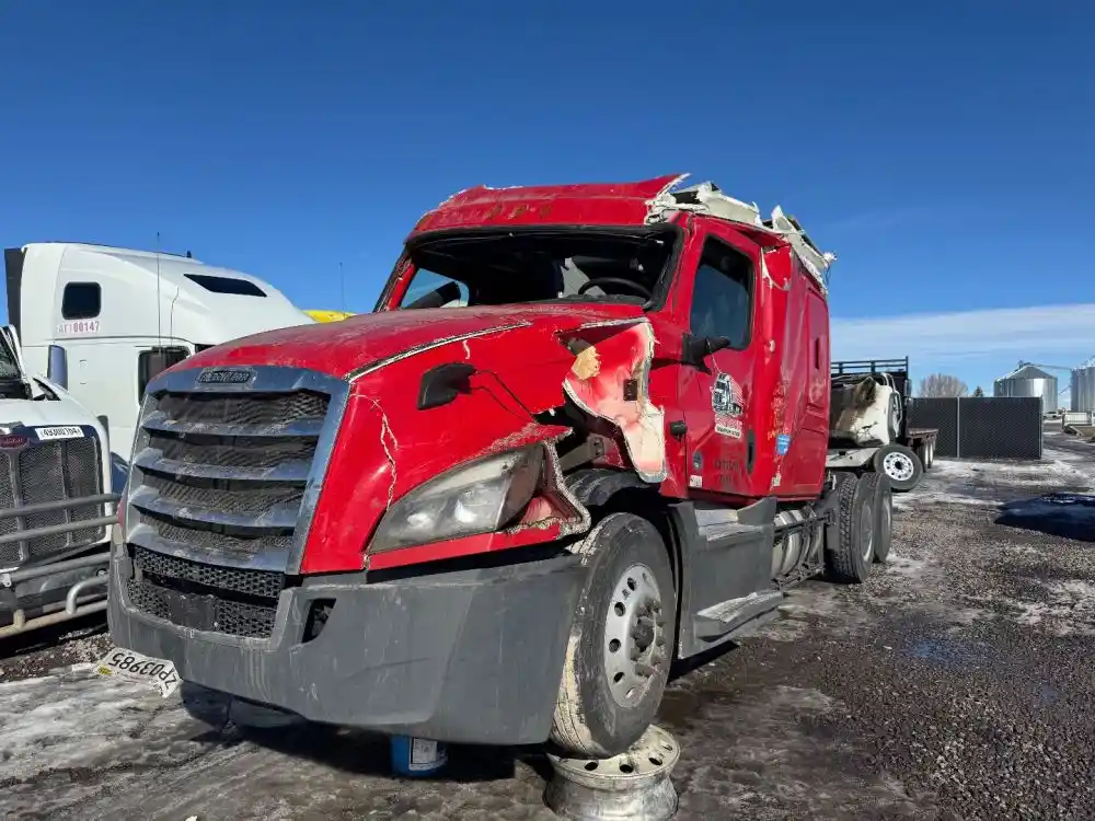 Freightliner  Cascadia 126