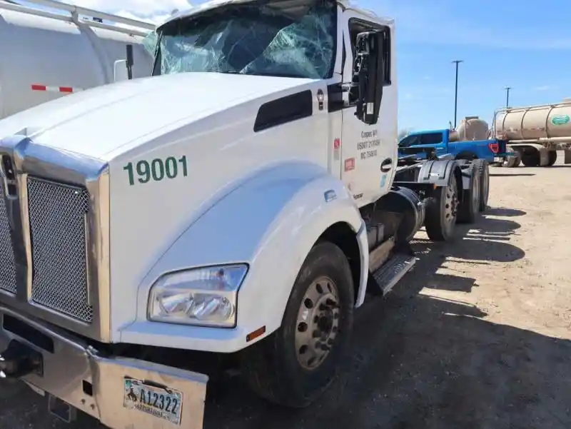 Kenworth  T880