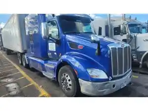 Salvage 2019 Peterbilt 579 - 41325