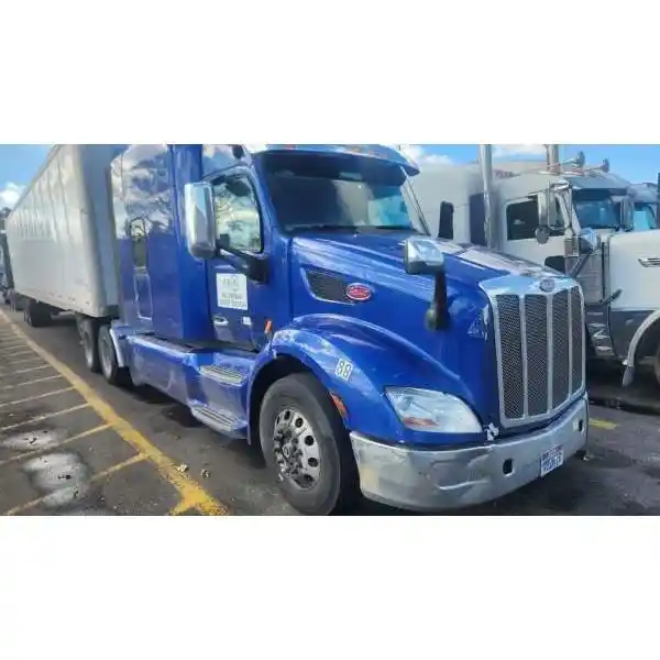 Peterbilt  579