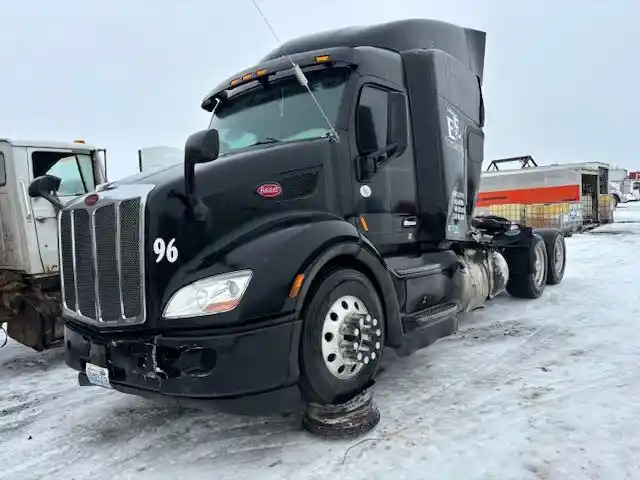 Peterbilt  579