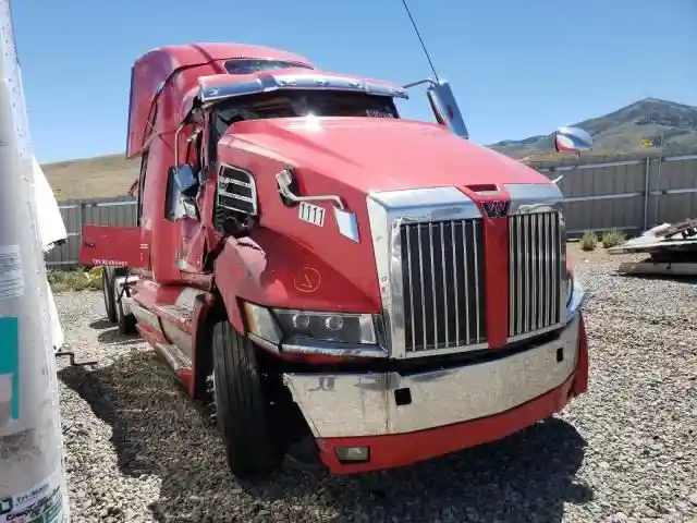 Western Star  5700