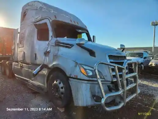 Freightliner  Cascadia 126