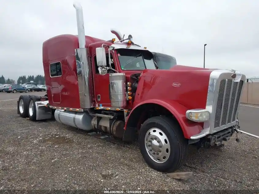 Peterbilt  389