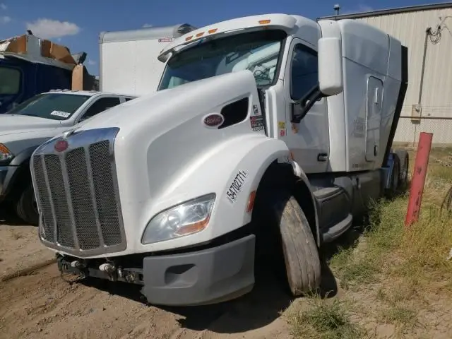 Peterbilt  579