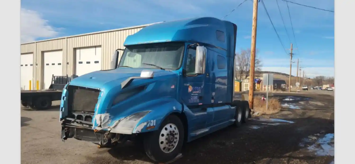 Volvo  VNL