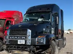 Salvage 2021 Mack Anthem - 60326