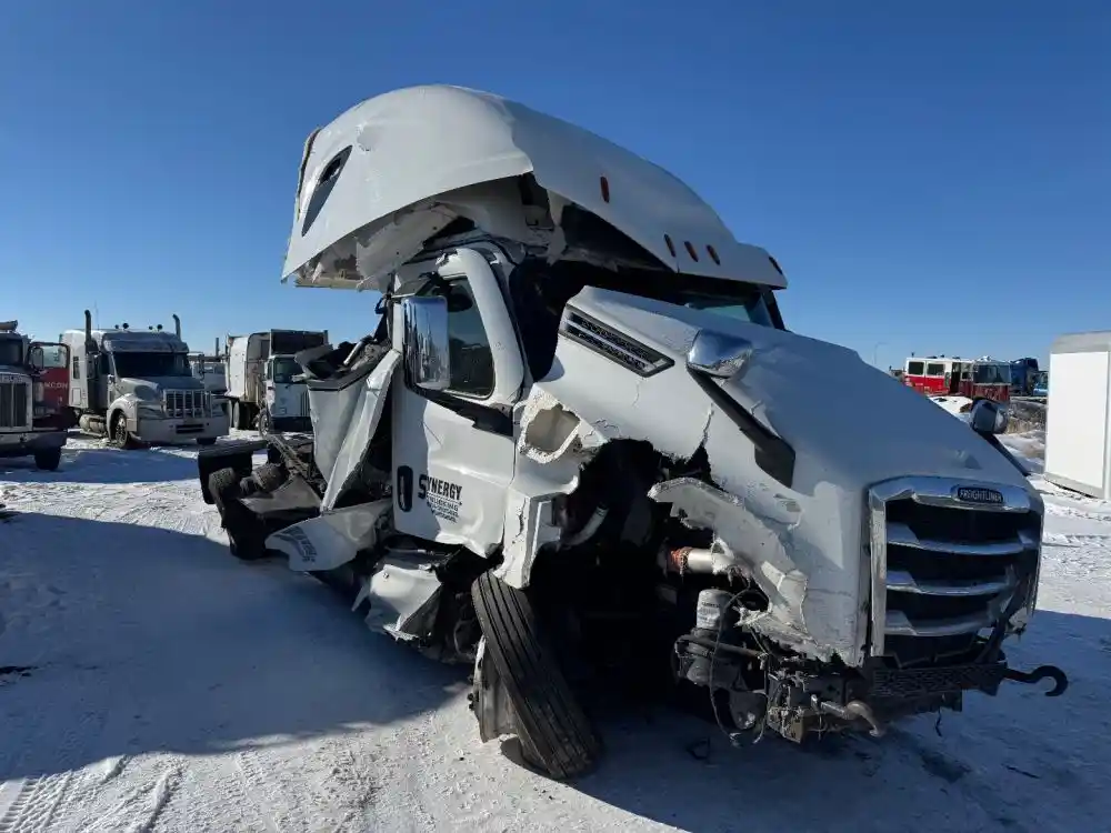 Freightliner  Cascadia 126