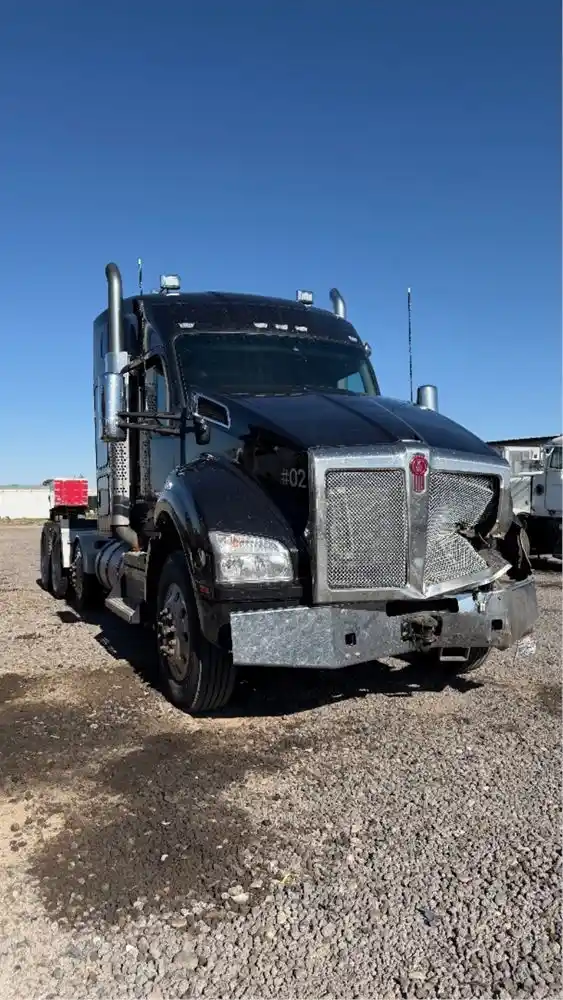 Kenworth  T880
