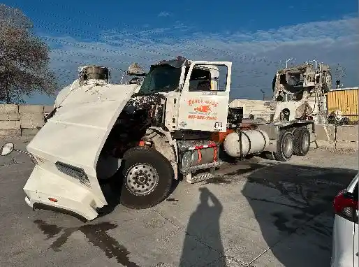 Western Star  4700