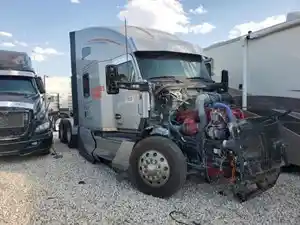 Salvage 2023 Kenworth T680 - 102925