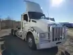 Kenworth T880