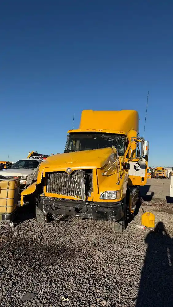 International  9400I