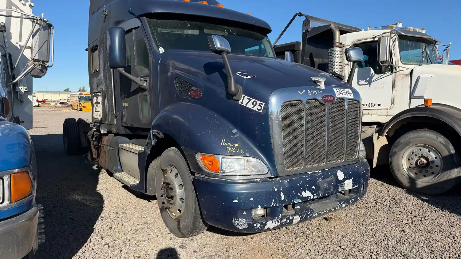 Peterbilt  387