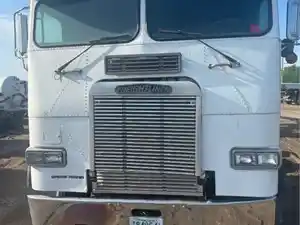 Salvage 1987 Freightliner FL Cabover - 48