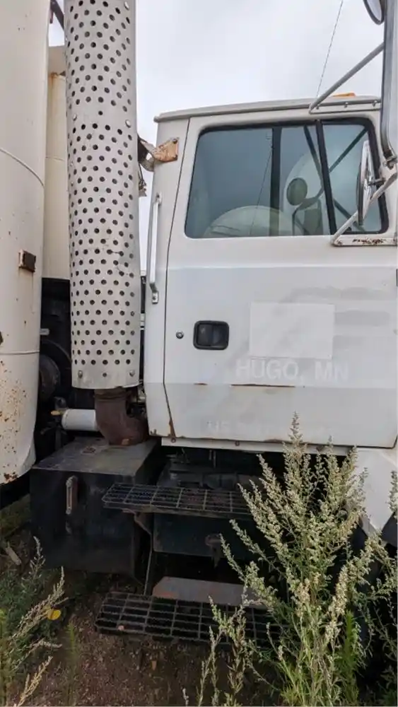 Salvage 1997 Ford LTL9000 Na For Parts Winger, Minnesota, United States TPI TPI