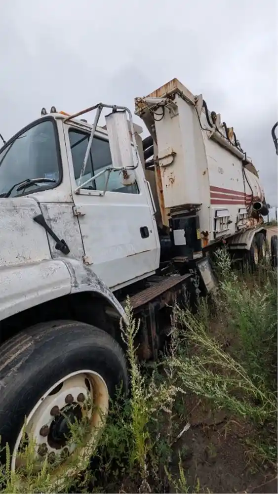 Salvage 1997 Ford LTL9000 Na For Parts Winger, Minnesota, United States TPI TPI