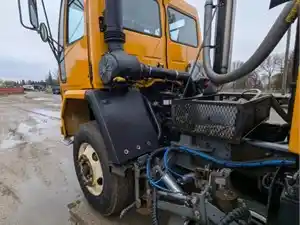 Salvage 2001 Sterling SC8000 - 46
