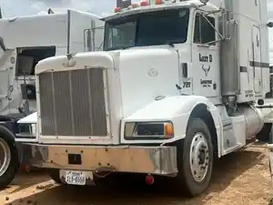 Salvage 1991 Peterbilt 567 - 830-S
